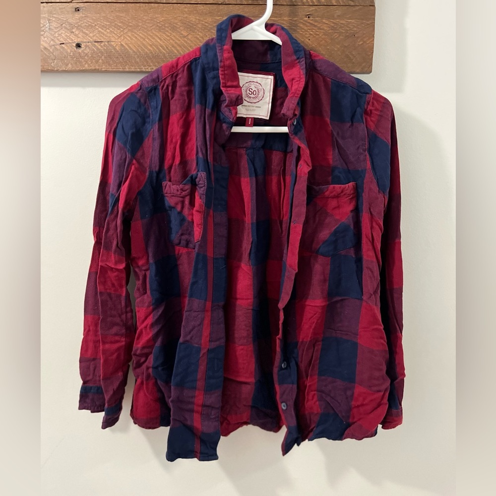 Women’s button down shirt